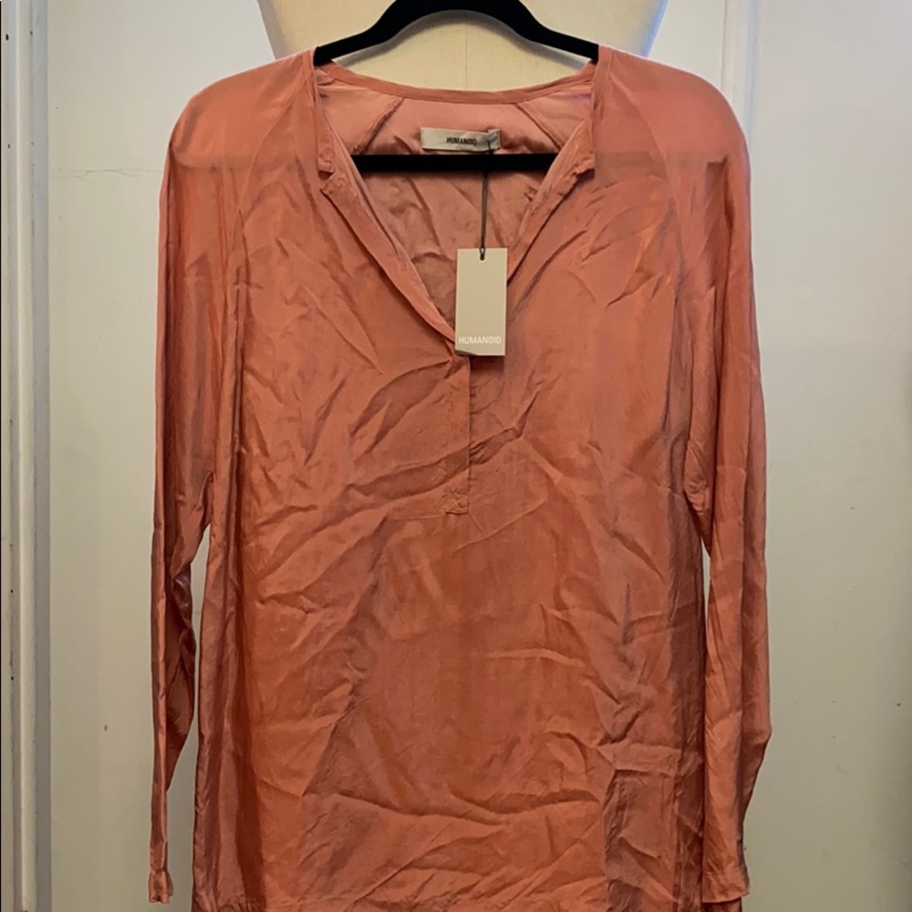Humanoid silk shiny shirt
